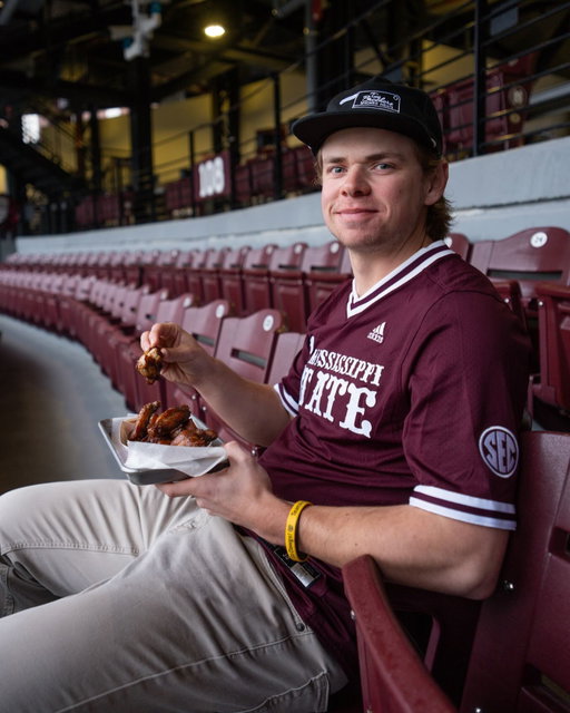 𝗧𝗪𝗢 𝗕𝗥𝗢𝗧𝗛𝗘𝗥𝗦 𝗔𝗧 𝗧𝗛𝗘 𝗗𝗨𝗗𝗘

Enjoy Two Bros at Dudy Noble Field, available at the 1st and 3rd base concession stands!

#HailState | @twobrothers_smokedmeats