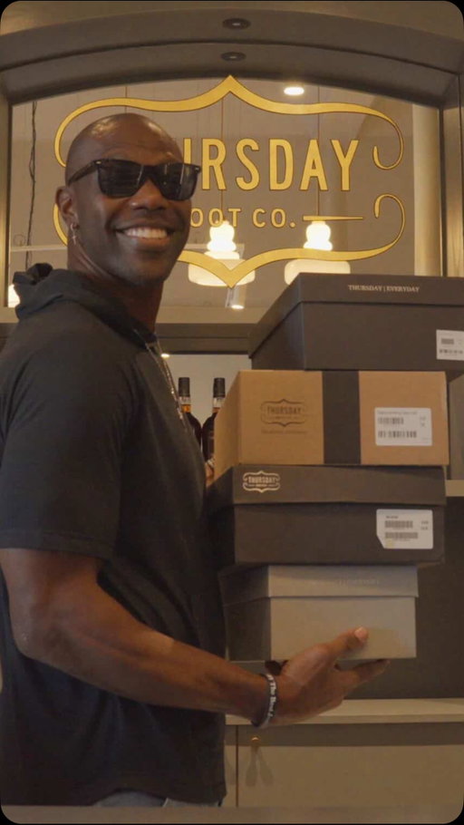 Pulled up on my people @thursdayboots at the perfect time to check out the new store. 🔥🔥🔥
#ThursdayBoots