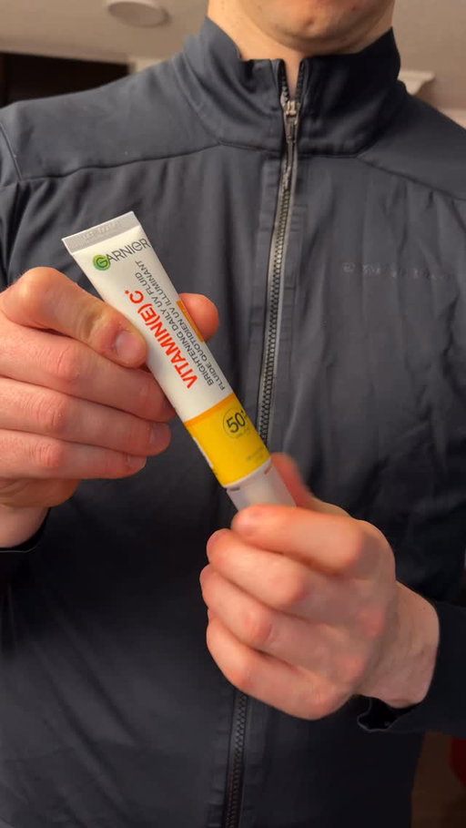 Cloudy ride but SPF still made the start list. This one feels invisible and super light on my skin using the new @garniercan Invisible Vitamin C UV Fluid

#Garnier #VitaminC #Glow #SunProtection #SPFpartner