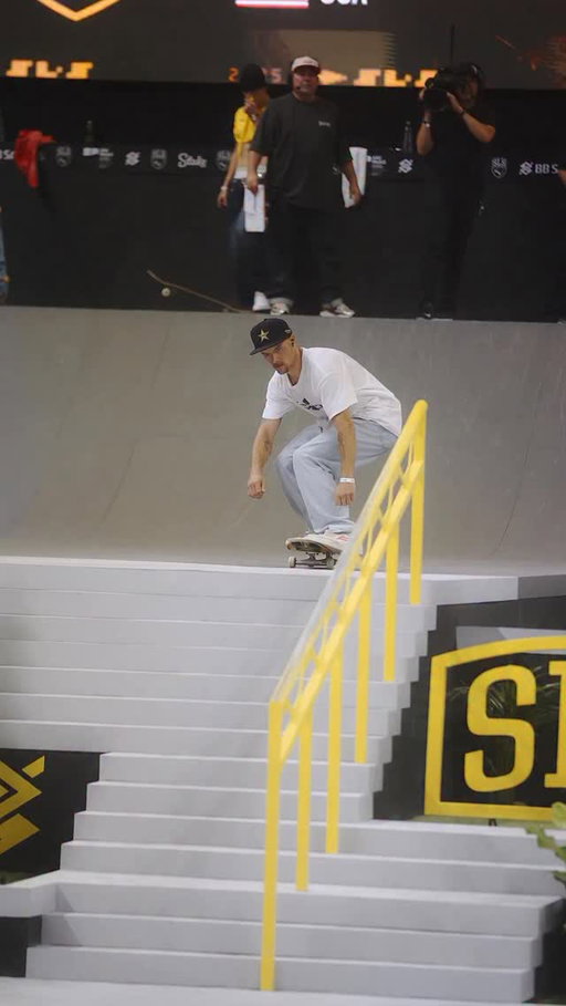 That’s his trick 😤 watch @chrisjoslin_ LIVE at #SLSDTLA 🌆

[ #SLSDTLA | April 4th | tickets at the link in bio ]