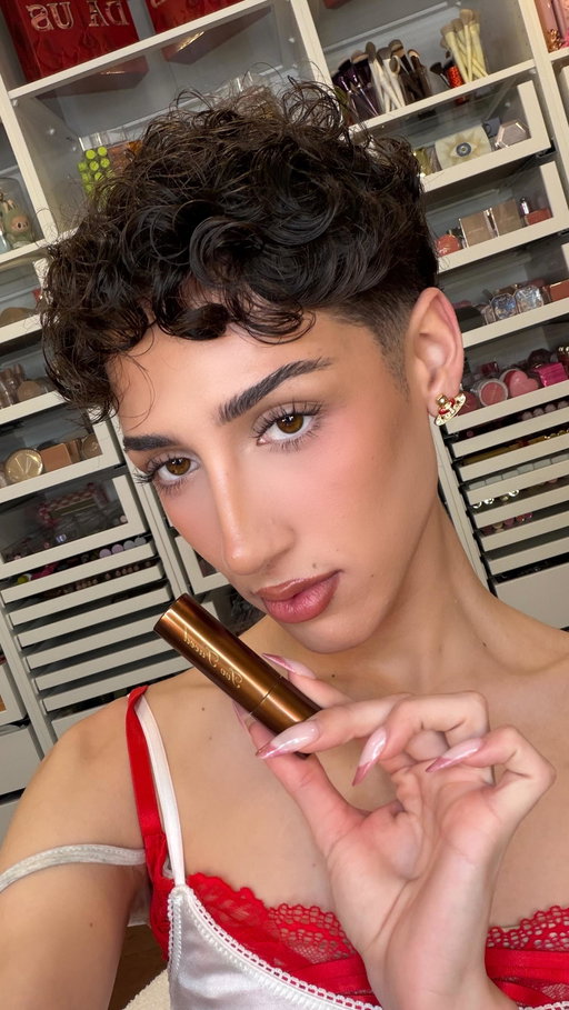 #toofacedpartner no filter needed using the blurred and blended bronzing duo 💕 Products: @toofaced Chocolate Soleil Blurring Matte Bronzer & boozing stick available @sephora