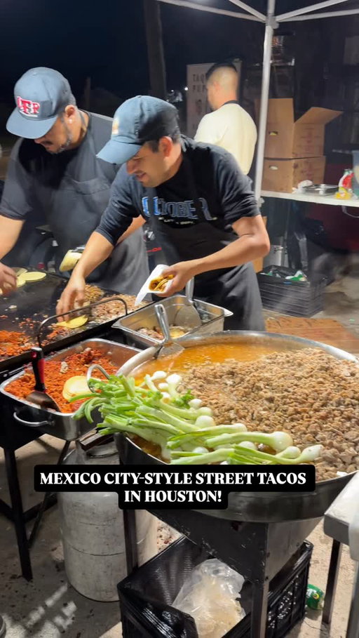🌮 MEXICO CITY-STYLE STREET TACOS IN HOUSTON 🌮 
📍 Tacos David is a taco stand serving street tacos & it gets super busy! They have suadero, pastor, tripa, longaniza & campechanos. Their pastor was my favoritee omg specially in their quesadilla! They do have long lines but they move super quick so wait wasn’t bad at all. They are only open Friday, Saturday & Sunday from 7PM-12AM. Be sure to check them out! 

📍 Tacos David 
10816 Aldine Westfield Rd, Houston