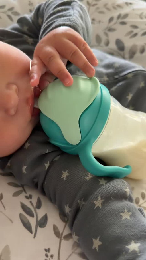 the tiniest hacks are what make mom life easier !