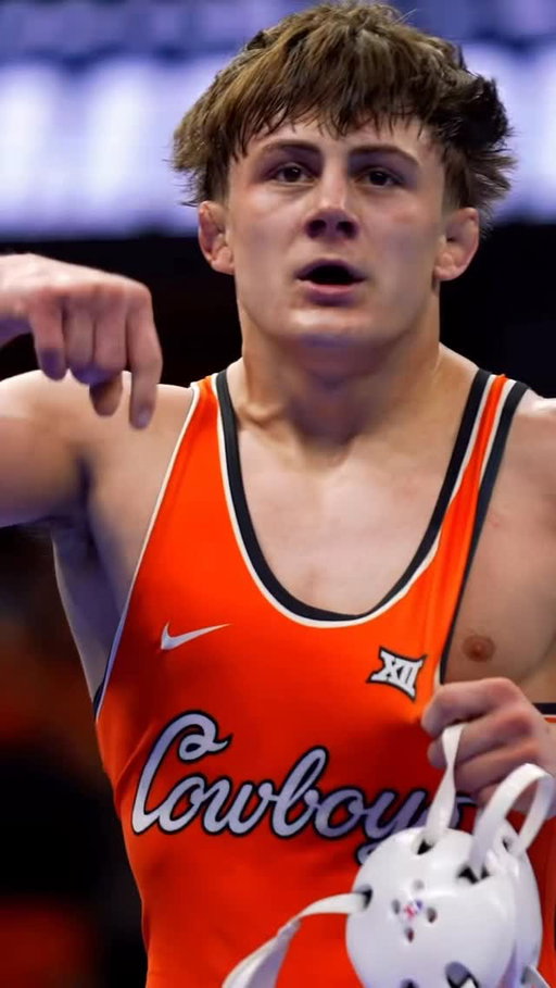 ALL. HEART. 

Gusty win for Landon over top-seeded PJ Duke to advance to tomorrow night’s finals. 

#GoPokes
