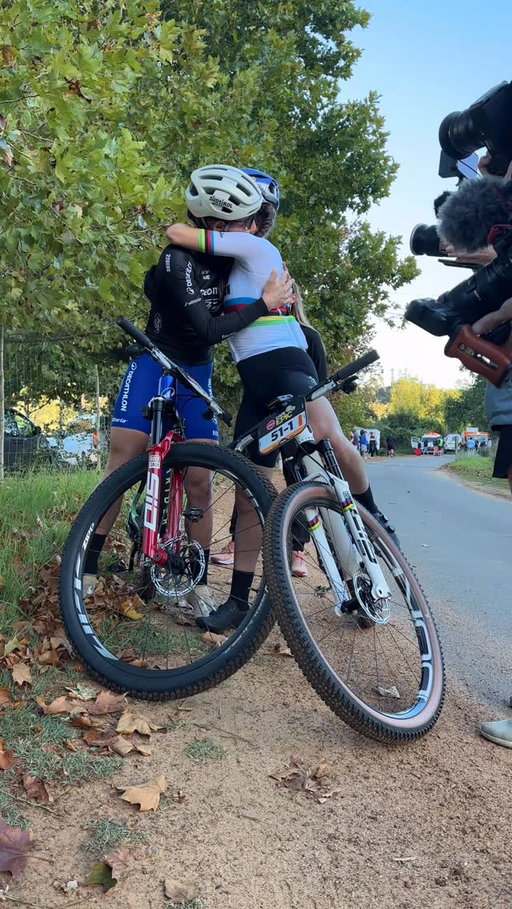 Devastating moment for @gretaseiwald and @kateplusfate , with Greta unable to continue with the race. 😔😔

Greta has fallen badly ill and decided to take the start on Stage 6 and then exit the race so that Kate could continue on alone.

Wishing you all the best in recovering, Greta, and we hope to have you back again. You raced like a champion from Prologue to Stage 6 ❤️‍🔥