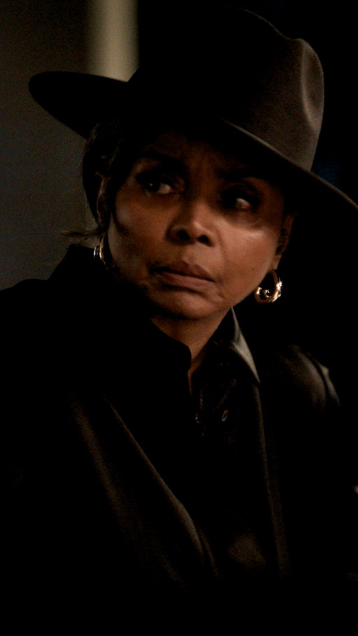 OLIVIA, BFFR!
YA OWN SON, OLIVIA?!