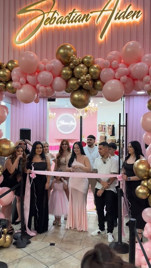 Sebastian Aiden Grand Opening at Desert Sky Mall💕
Gracias Dios por tanto 🙏
Otro sueño echo realidad… lo logramos 😭✨
This is only the beginning 💖
