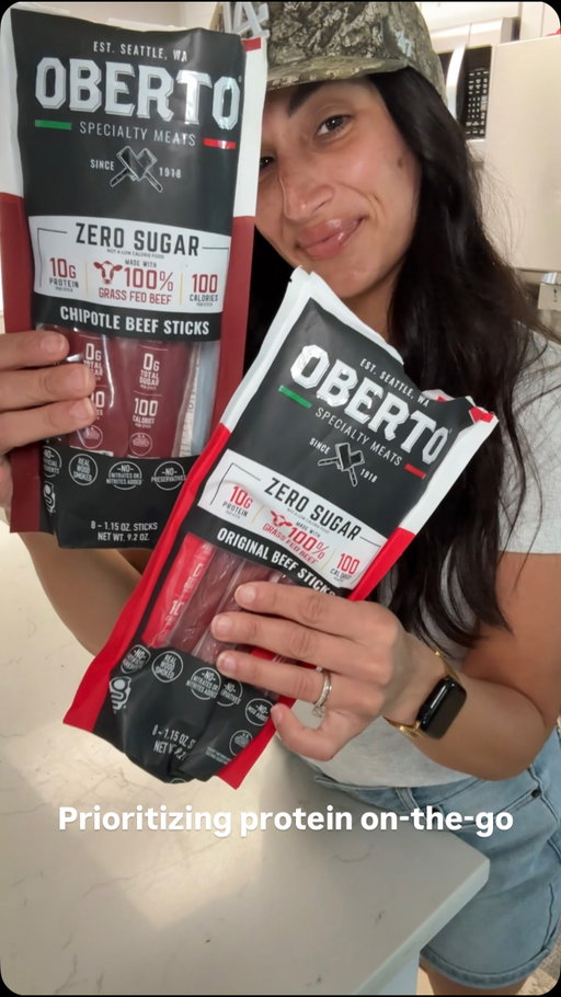 Baseball season means long days & evenings at the field. Here’s how I stay on-track with nutrition & make sure my kids aren’t living off of snack shack food 🫠 

Always have multiple packs of these  @obertobeefjerky beef sticks in my mom-bag. They’re a fav because they’re grass-fed, zero sugar, 100 cals and have a clean ingredient list. 

Original and chipotle are our fav flavors! You can grab yours at www.oberto.com 

#obertoambassador #obertograssfed #sponsored 

#ugc #ugccreator