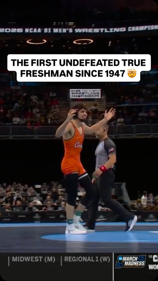 THE FIRST UNDEFEATED TRUE FRESHMAN SINCE 1947 IS SERGIO VEGA OF OKLAHOMA STATE 😱

#NCAAWrestling x 🎥 ESPN / @cowboywrestling