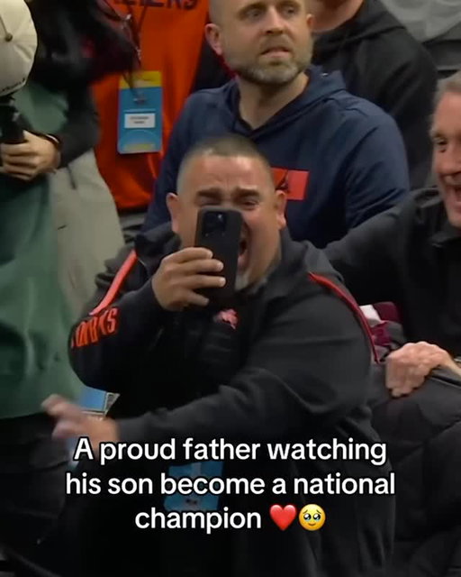 What a moment for true freshman Sergio Vega and his family 👏