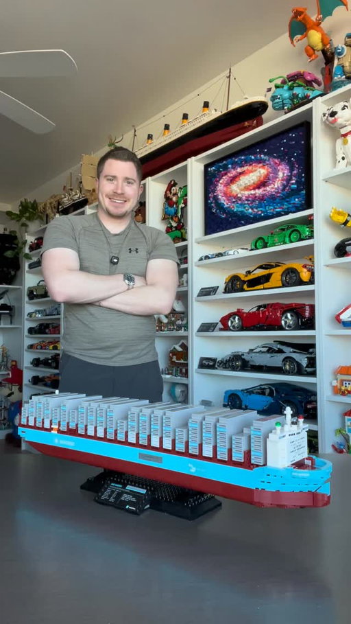 Building a LEGO Cargo Ship?! This is AWESOME!

Make sure to subscribe to my YouTube! (Link in bio).

#LEGO #ASMR #Ship #Boat #Maersk