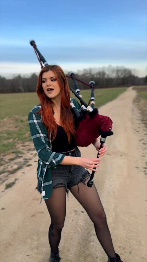 Performing in Gillette Stadium and supporting women’s sports will truly be a dream come true for me!! 

#bagpipes #allythepiper #bostonlegacy #gillettestadium