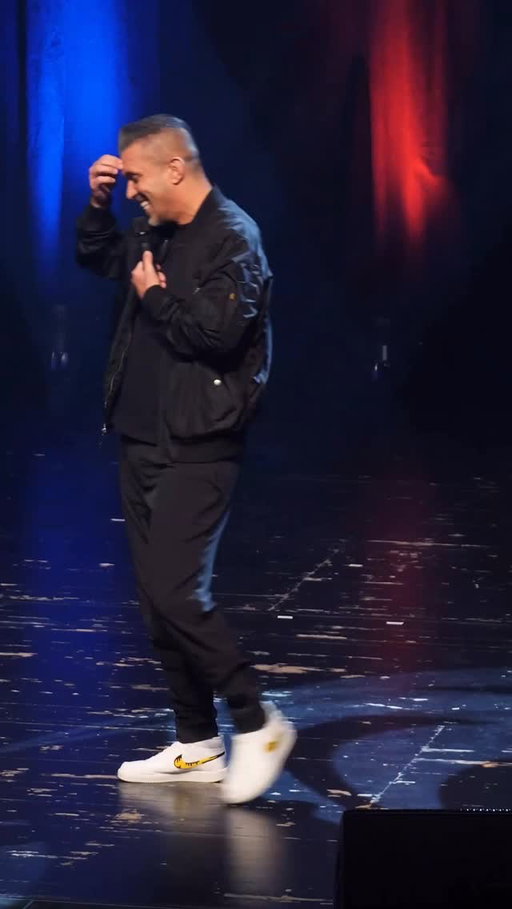#comedydeutschland #blacktaxifrankfurt #standupcomedy #lachen