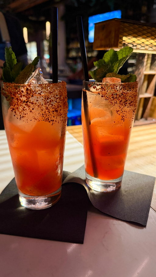 Extra Tajin on the margarita please 🙏🌶️🧂 

#margarita #tajin #cocktailhumor