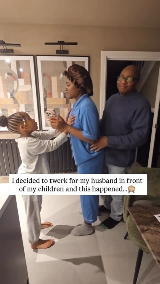 My children are after my romantic life because what in the name of gang up is this? 

The screams, the random recordings (giving me a taste of my own medicine😛), you people should better warn your favourite internet nephew because he is the man culprit. 

If I catch him?🤔

PS: What was Kaira even saying?🤣🤣