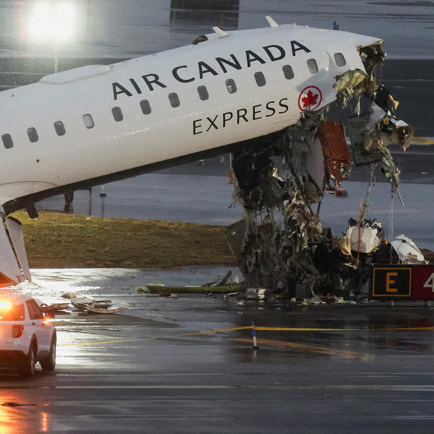 A tragic runway collision at LaGuardia Airport late Sunday left both the pilot and co-pilot of an Air Canada flight de*d, according to reports from NBC News and CNN. 😔🛩️

Early details suggest the aircraft had just landed on Runway 4 and was in the process of taxiing when it struck a fire truck that had been cleared to cross at Taxiway Delta. Audio from air traffic control indicates the vehicle was given permission to proceed, but moments later, controllers urgently instructed it to stop just before the collision occurred.

The exact cause remains under investigation, with authorities expected to review air traffic control communications, ground procedures, and visibility conditions. The FAA and NTSB are likely to lead a full inquiry to determine how the incident unfolded.

In the aftermath, LaGuardia temporarily shut down operations, forcing at least 18 flights to divert—primarily to JFK and Newark—causing widespread travel disruptions across the New York area.

Sending love, strength, and prayers to the families and loved ones affected by this heartbreaking tragedy. 🙏💔