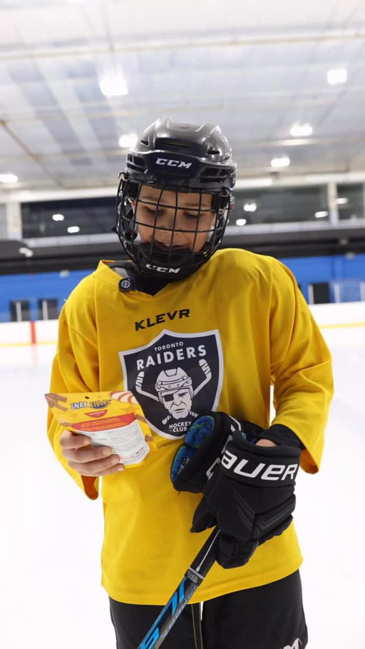 Bringing Sport Bites To A Hockey Practice

Let’s see what the @2018_torontoraiders_black thought of them.

Each pack of Sport Bites includes…

16G of Protein 💪
10G of Fibre 😌
Real Ingredients 👌
Nut-Free 🚫🥜

Grab yours today at @SportChek or online at CWENCHHydration.com