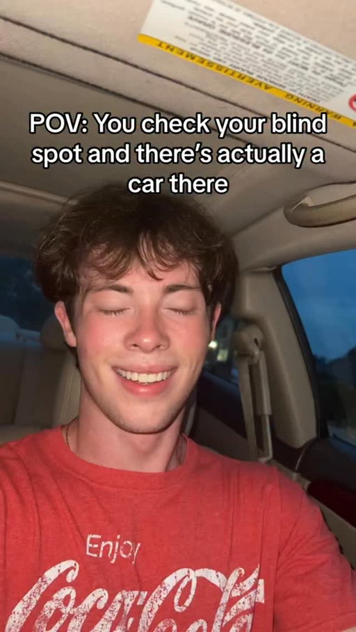 What’s that doing there? #car #driving #relatable #jumpscare