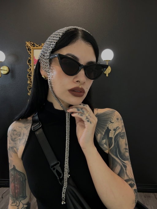 I fear I need more chainmail accessories in my life ⛓️‍💥⛓️
Shoutout to @_messylynne for making this absolute masterpiece 🖤
#chainmail