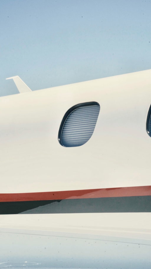 Meet the NICHOLAS AIR Phenom 300 ✈️

#nicholasair #phenom300 #luxurytravel #privatejet #luxurylifestyle