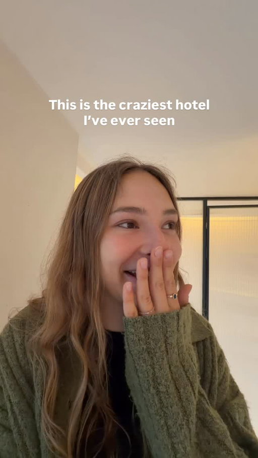 You wouldn’t believe that this is the price! 🤯

The prices with the bathtub in the room start at $80 pp per night 🫠

It’s definitely worth staying here if you’re in Chongqing, China 🇨🇳

The rooms are extremely nice and clean, the staff is really friendly and helpful, and you definitely won’t regret it 🙌

It’s definitely worth it! 

#luxury #china #accomodation #hotel #aestheticedits