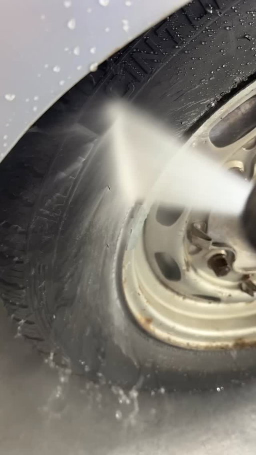 @detail_division Sateen is the pinnacle in a tire dressing. It is hydrophobic so in most cases any dust can be rinsed off and there is no need to reapply. Once dry it has the perfect satin finish in where you can tell the tire has something on it but it doesn’t stand out it just looks proper.