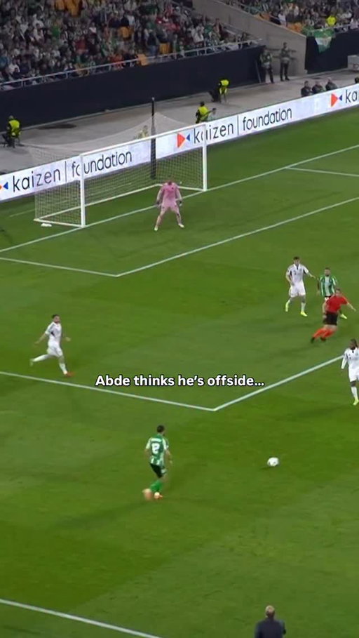 This passage of play 🤯

#UEL