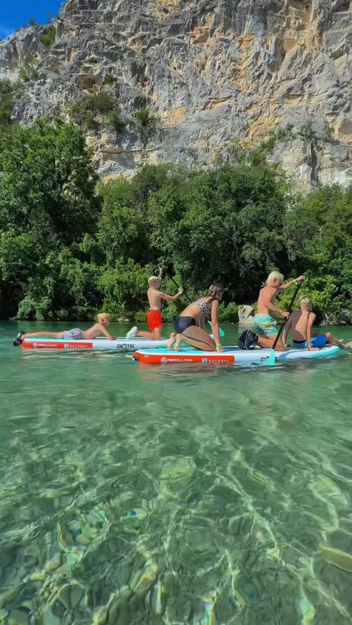 Can you believe this is in Texas?! 😍
The Upper Nueces River is spring fed, which means crystal clear water that stays cool even during the hottest Texas summer. 💧

Perfect for swimming, kayaking, floating, and even fly fishing!
@chalkbluffpark_texas is one of the best places to experience this beautiful stretch of river! 🌿

Pro tip: visit during the week or outside peak summer to experience it at its most peaceful! 

#exploretexas #texastravel #texasriver #swimminghole #visittexas