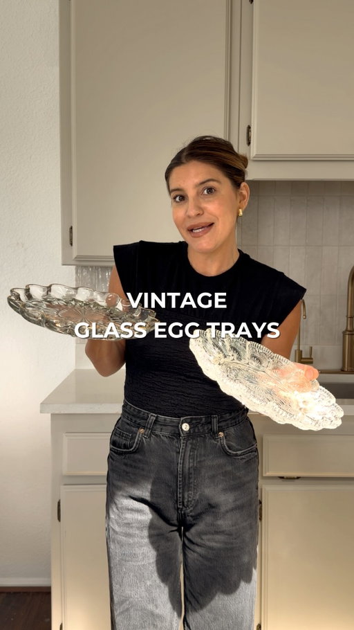 What to look for when you’re thrifting! 👇🏻 Pt. 2

These are called a “Vintage Glass Egg Trays”

They were originally made for serving deviled eggs during the hosting parties in the 1950s & 1960s. They are having a big moment in home decor right now! Look out for the colored ones because they’re worth more money!

Follow me for more things you need to look for when out Thrifting!

 #thriftfinds #thriftstore #thrifthaul #vintagedecor #thrifthauls