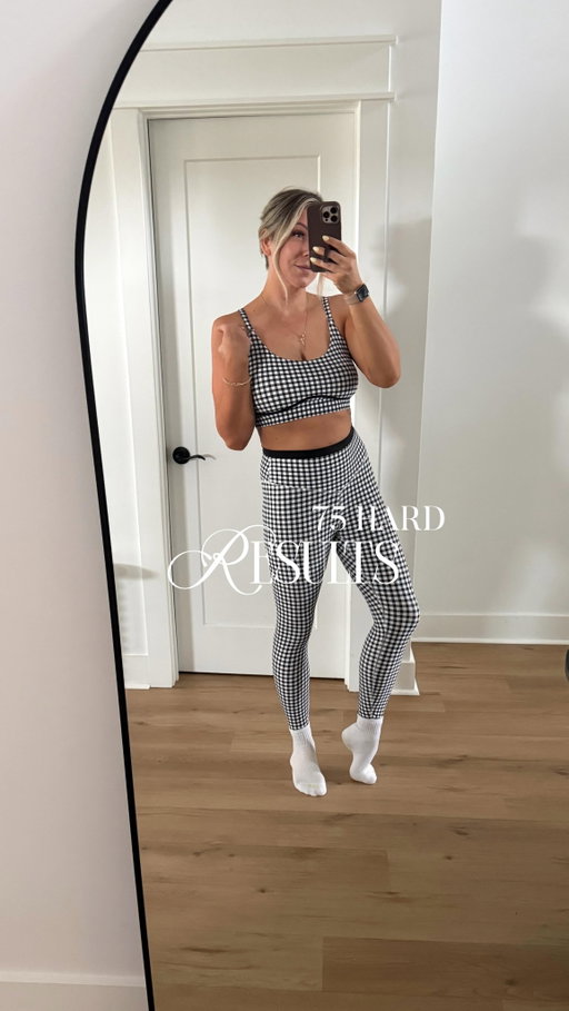 22 pounds down while starting at 4 months postpartum, exclusively breastfeeding and caring for 3 kids.
No shortcuts. No cheat codes. Just consistency, discipline, and a lot of hard work.
I’m nowhere near done but this challenge was the best thing I could have ever done to kickstart my health journey. 
I poured my heart and soul into 75 days of pushing myself further than I ever thought possible. 
Yes it was exhausting and incredibly hard at times, but the results made every single day worth it! 💪🏻

I’m so proud of all versions of my body. From carrying and giving life to our 3 babies to now getting strong and on its way to the best shape I’ve ever been in. 
🤍