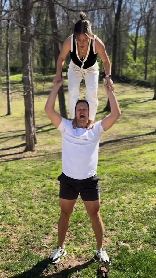 Tomorrow, March 25th, @jerseymikes is giving 100% of sales - not just profits - to Special Olympics athletes… which is AMAZING. To honor that, we’re seeing who can finish 100 squats first hahahaha TAG YOU’RE IT!! Loser has to buy the other person subs. Run and get Jersey Mike’s tomorrow & support @specialolympics athletes!! #jerseymikesgives #ad
