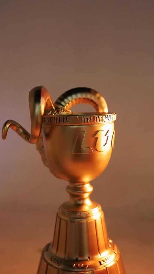 THE CHASE STARTS NOW🐐 Introducing our new WAG CUP Champion Trophy… for the GOATs only🏆

#lug #hockey #wagcup