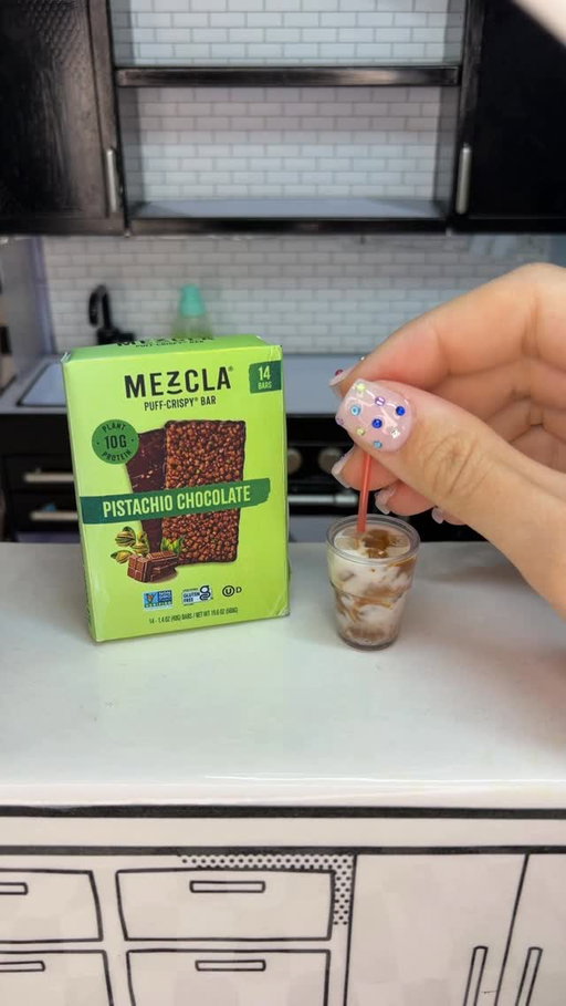 Finally a @costco find that actually hits! Pistachio Chocolate 14-pack for when you want something that eats like a snack but still brings 10g protein. Low effort, high reward… and it goes perfectly with a latte 😉

Available at select Costco Northeast locations. #costco #costcofinds #costcohaul