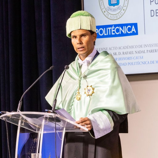 A lo largo de mi carrera he recibido distintos
reconocimientos, pero los que provienen del mundo académico tienen un significado especial, porque representan el respeto de instituciones dedicadas al conocimiento, a la formación y al progreso de la sociedad.

Muchísimas gracias a la Universidad Politécnica de Madrid @somosupm, a su Rector, al Decano de la Facultad de Ciencias de la Actividad Física y del Deporte, al Claustro de Doctores, a su
Consejo de Gobierno y a toda la comunidad universitaria por concederme este Doctorado Honoris Causa que he recibido  con enorme emoción y humildad. 

¡Recordaré este día con mucho cariño! 😌