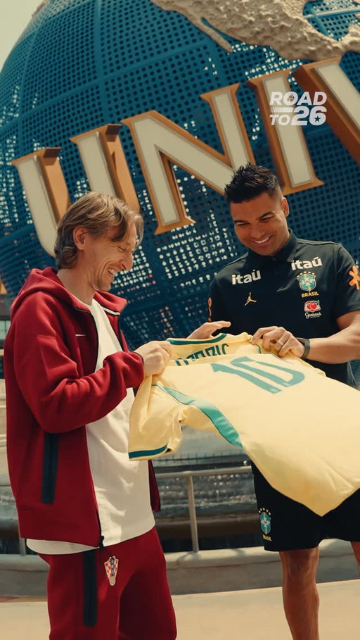 Eles construíram um legado juntos. Agora se enfrentam como rivais.

Modrić 🤝 Casemiro
🇭🇷🇧🇷 31 de março. Orlando, FL

Não perca! 🎟️ Link na bio.

—

They built a legacy together. Now they meet as rivals.

Casemiro 🤝 Modrić
🇭🇷🇧🇷 March 31. Orlando, FL

Don’t miss it! 🎟️ Link in bio.

#seleçãobrasileira #Croatia #Roadto26 @universaldestinationsbrasil