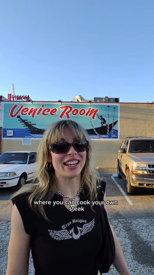 Yall told me to check out this dive where you can cook your own steak. Grill at your own risk. Burn your garlic toast if you want to, and maybe cook your steak a little more than I did. 🤣🤣I REALLY LOVE VENICE ROOM!! #divebars #losangeles #spooky