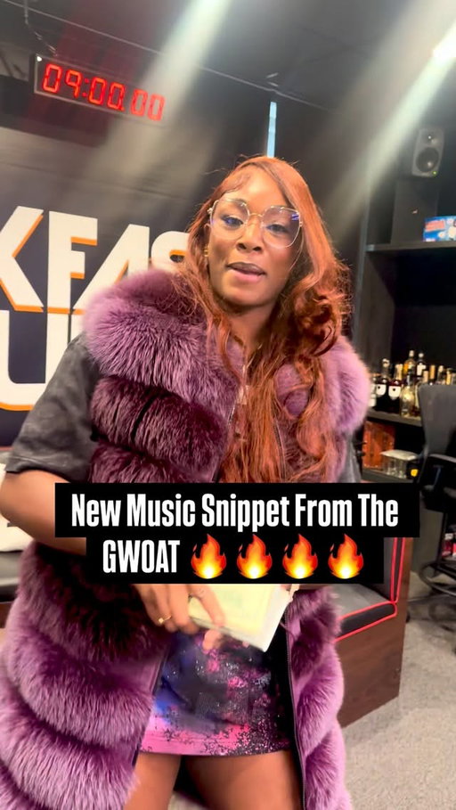 🚨 @claressashields blesses us with a snippet of new music ! 🔥 How we feeling Chat? ⬇️