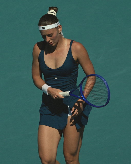 @martakostyuk’s Miami look.

Wearing the V‑Neck Cut Away Dress, Baseline Ball Short, and Intrigue Tour. Ultra V5 in hand.

Shop her kit — link in bio.

📸 @radkaleitmeritz