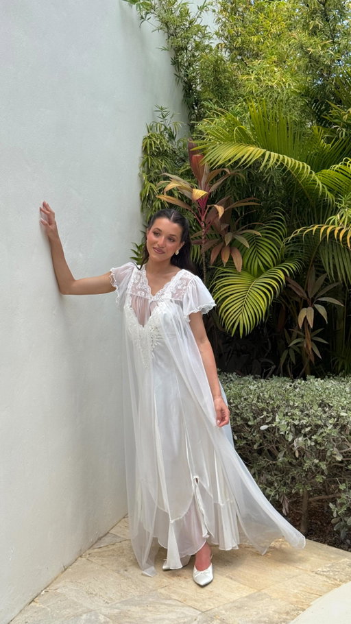 @lovebasiq Saving the day! #weddingday #weddingmorning #bridalfashion #2026bride #weddingtips