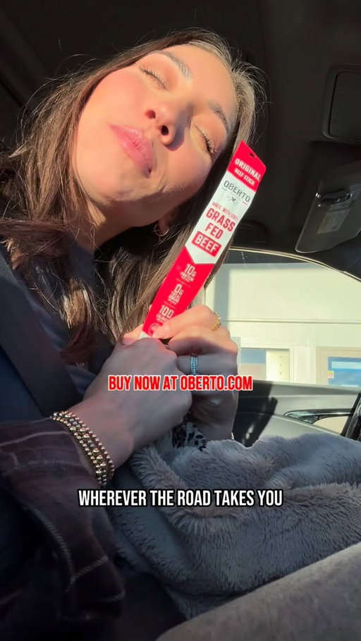 @obertobeefjerky quickly became a fam fave!! Made with 100% Grass Fed Beef, 10g of protein per stick, and 
completely clean ingredients! AND honestly you’d never know how healthy it is by the way it tastes 🤤

Grab some for yourself today at oberto.com