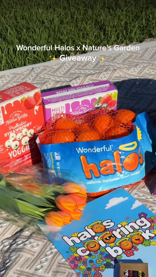 🌼✨ Spring Snacking Giveaway 🌼✨
 
We’ve teamed up with @naturesgardenus to celebrate the season with a bundle of better-for-you snacks the whole family will love. Enter below for your chance to win ⤵️
 
🧡 Two 5 lb bags of Wonderful Halos
✨ One Wonderful Halos Coloring Book
🧡 One Wonderful Halos Crayon Set 
✨ One 12 Count Nature’s Garden Snacks Probiotic Yoggies -Strawberry 
🧡 One 12 Count Nature’s Garden Snacks Probiotic Yoggies - Lemon Berry
✨ One12 Count Nature’s Garden Snacks Probiotic Yoggies - Mixed Berry
 
Here’s How to Enter:
1. Like this post
2. Follow @halosfun and @naturesgardenus
3. Tag a friend for a spring snack date in the comments below
 
No purchase necessary. Must be 18+ and legal U.S. resident. Giveaway ends Wednesday, April 1, 2026 at 11:59 pm PST. One winner will be chosen at random and contacted via direct message from @halosfun. Sweepstakes is in no way sponsored, endorsed or administered by, or associated with, Instagram. Subject to full official rules: https://bit.ly/4tgKNvJ. We will never send a friend request, ask for additional registrations, or request credit card information. Any communication will come directly from @halosfun Instagram accounts only.