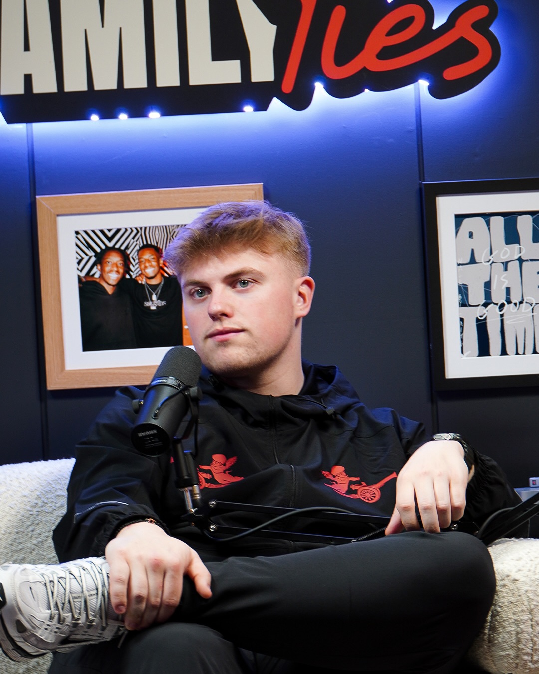 Chazza joins the boys this week to discuss playing in the Sidemen Charity Match, the birth of the Bov Boys and how he almost got arrested! 

Use the link in bio to watch now! 👀