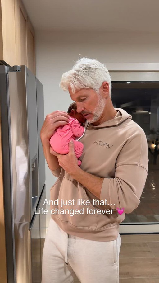 There’s no real way to prepare for this… no matter how much you think you’re ready.
And then suddenly, she’s here. In your arms. In your life. In everything. 🩷 

#newborn #family #girdad #dad