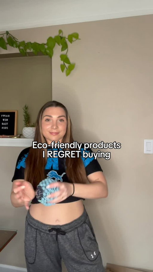 plz lmk if you were apart of the soap nut era 😅🥜🫧 

comment “swaps” for a link to all the eco-friendly products I DO recommend 🫶🏼

#sustainableliving #ecofriendlyproducts #microplastics #deinfluencing