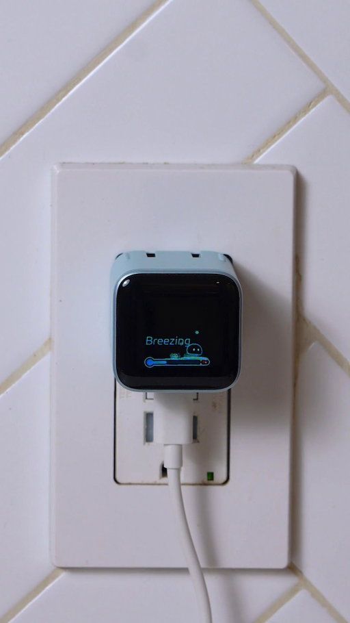 We've got fast charging that keeps it cool and ready for your next power up. Shop now - link in bio.  #ankersmartdisplaycharger