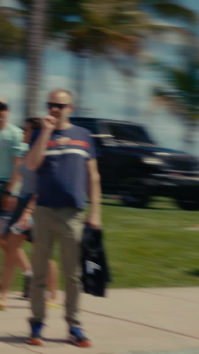 Palm trees and sunshine welcomed the all-new S-Class as it kicked off its 140 Places World Tour.
 
#MercedesBenz #SClass