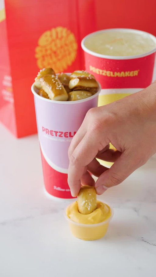 dip. bite. repeat. 🥨