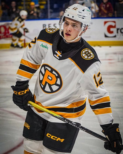 GET EXCITED BRUINS FANS!!! 📣 

@jameshagens_4 is making his AHL debut tonight! 

(📸: @ahlbruins)