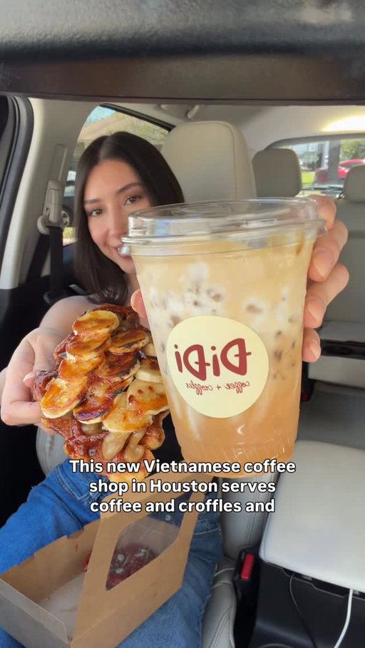 🔥 HOUSTON NEWEST COFFEE SHOP SERVES VIET-STYLE COFFEE & CROFFLES 🔥 
📍 @didicoffeehtx serves up some amazing Vietnamese coffee with their signature cream tops! There’s Egg Cream (my favorite), Ube, Pandan, Black Sesame and rotating season flavors like their banana miso which you gotta try before it’s gone! Their croffles are soo yummy and their gochujang croffle was my favorite 😍 It’s their savory croffle option topped with sweet & spicy gochujang-glazed chicken tenders! They also have banana brûlée, pistachio matcha croffles & more! 
They are open Saturday & Sunday 8am-2pm inside @iknowtheownerhtx 1221 W 11th St 

Congratulations to @houstonhotspots for opening up this amazing coffee concept!😍 Soo cool to get to visit a spot here that was opened by a foodie! 

#houstonfood #houstoncoffee #htx #houstoneats