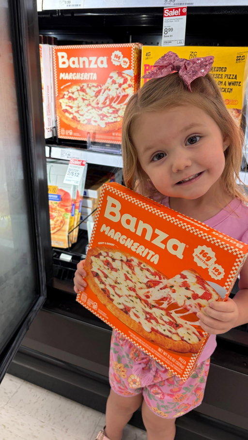 💕Target runs with my girl are MY FAV.. 
especially now that Banza has expanded pizza distribution across Target locations!!! From now until 4/4, you can get 2 for $12!🍕 #banzapartner #trending #fyp #viral #toddler
